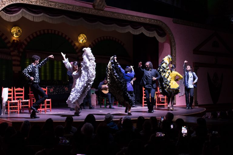 sevillanas en el tablao flamenco