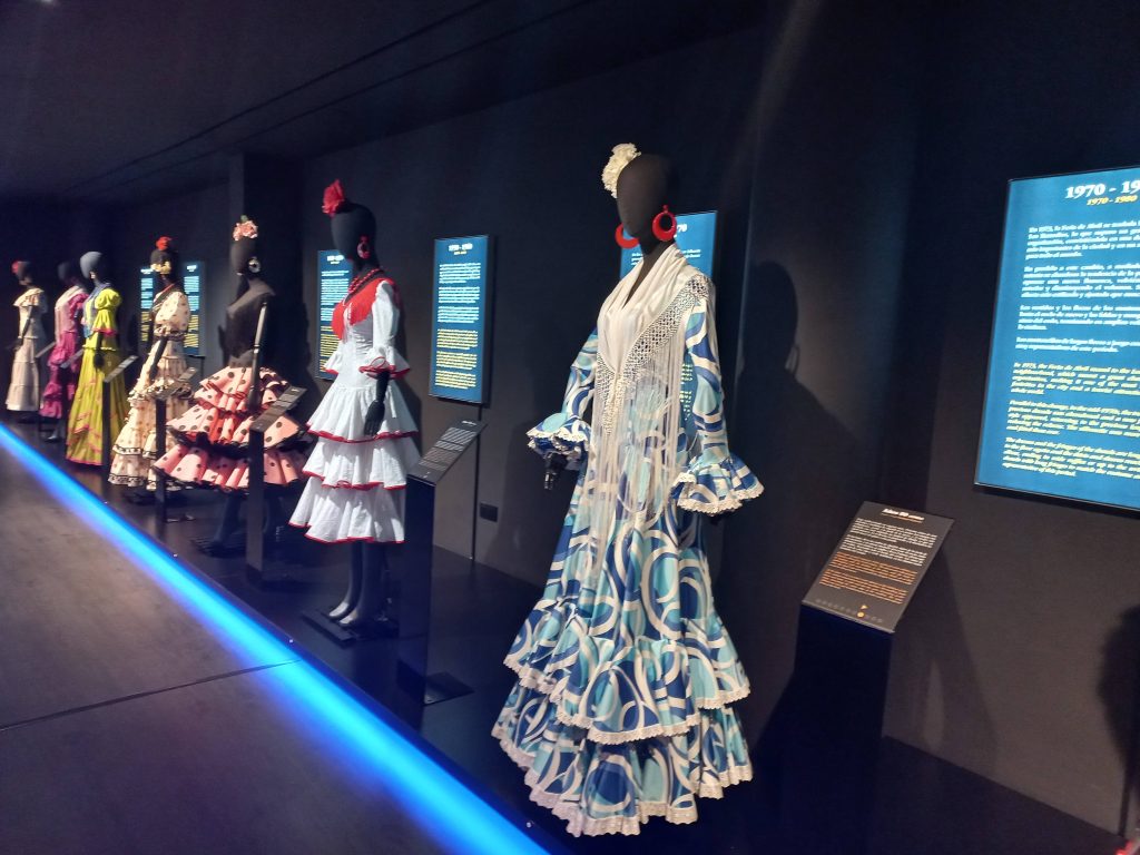 museo del traje de flamenca en sevilla